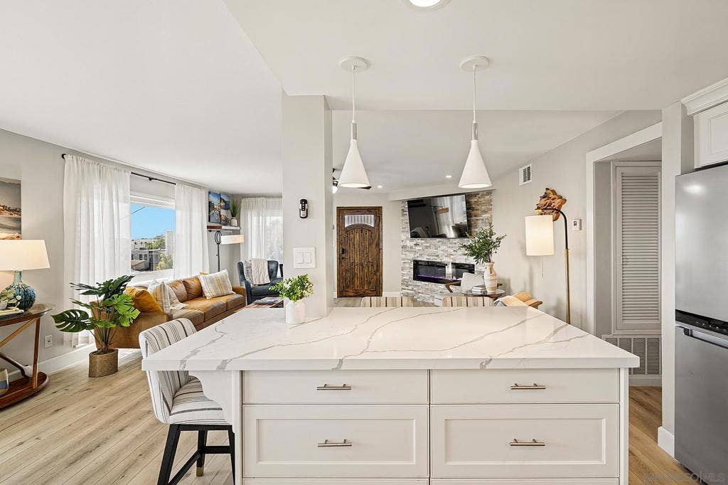 1828 Linwood St, #11, San Diego, CA 92110 1828 Linwood St, #11, San Diego, CA 92110