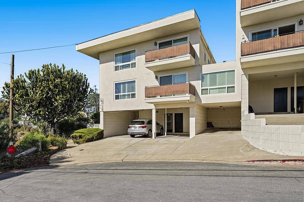 1828 Linwood St, #11, San Diego, CA 92110 1828 Linwood St, #11, San Diego, CA 92110
