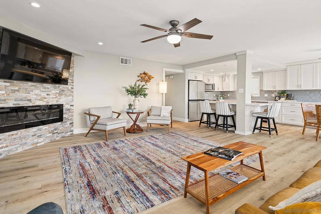 1828 Linwood St, #11, San Diego, CA 92110 1828 Linwood St, #11, San Diego, CA 92110