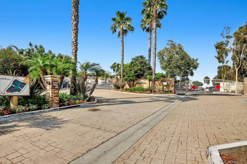 432 Edgehill Ln., #120, Oceanside, CA 92054 432 Edgehill Ln., #120, Oceanside, CA 92054