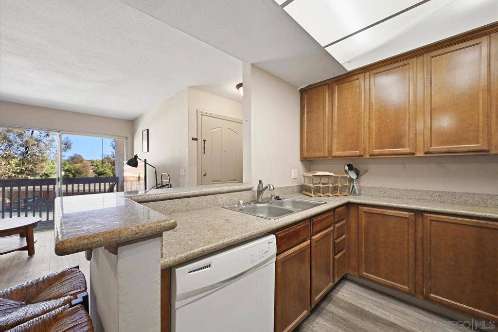432 Edgehill Ln., #120, Oceanside, CA 92054 432 Edgehill Ln., #120, Oceanside, CA 92054