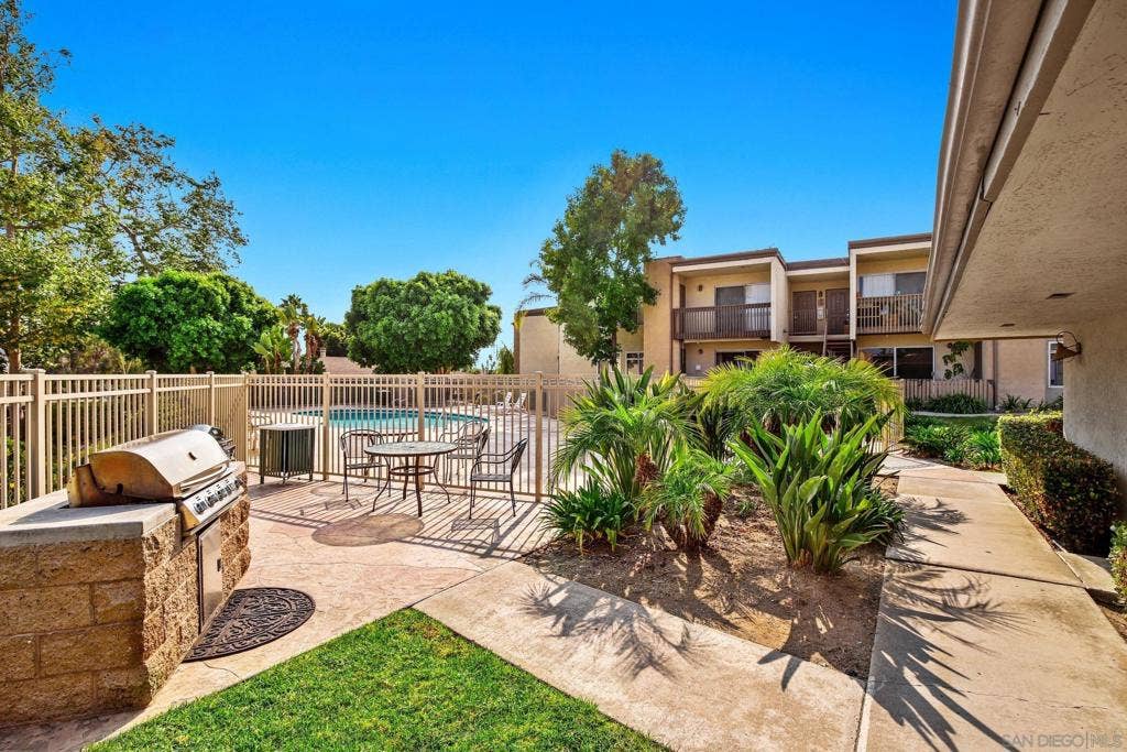 432 Edgehill Ln., #120, Oceanside, CA 92054 432 Edgehill Ln., #120, Oceanside, CA 92054