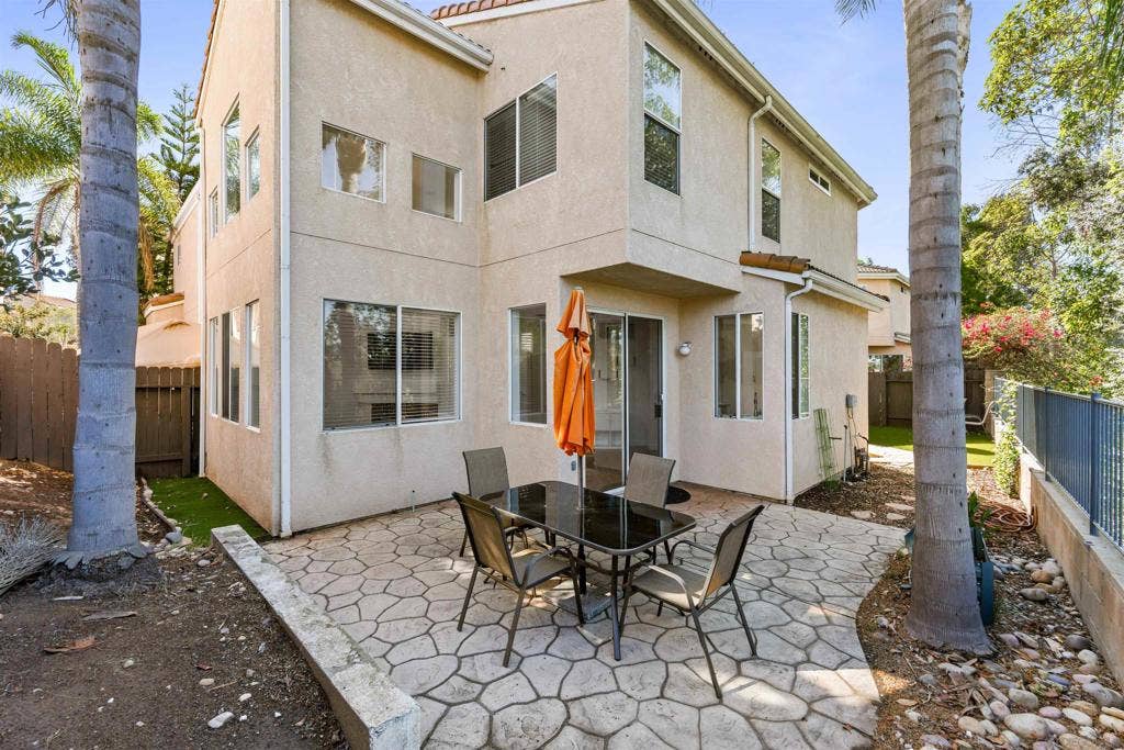 10827 Caminito Arcada, San Diego, CA 92131 10827 Caminito Arcada, San Diego, CA 92131