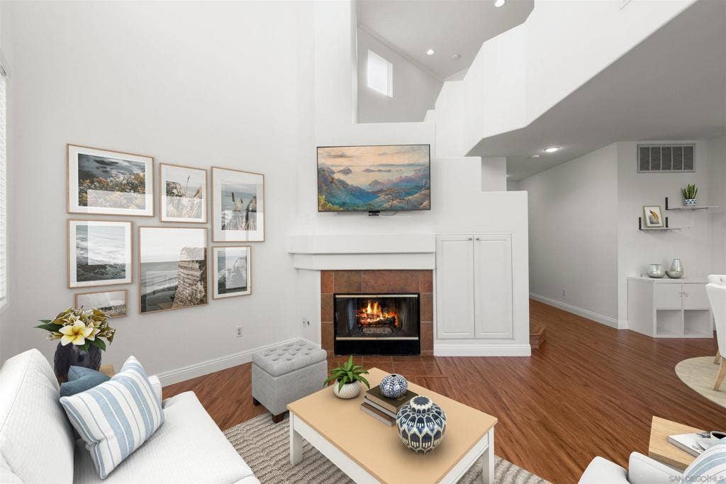 10827 Caminito Arcada, San Diego, CA 92131 https://zimg.paragon.ice.com/ParagonImages/Property/PA/SDMLS/-537260/11/533/400/0169384f619be3fb0234bac9c925f1fe/3/22d237c064f252e7d0d0f8265c06c5dc/-537260-e48bc787-30e1-4af6-ad42-4c293c695e39.JPG