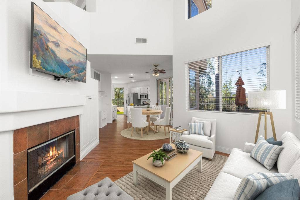 10827 Caminito Arcada, San Diego, CA 92131 https://zimg.paragon.ice.com/ParagonImages/Property/PA/SDMLS/-537260/9/533/400/270d1215f0c38275860b2891e0ed314b/3/22d237c064f252e7d0d0f8265c06c5dc/-537260-0c8e6b89-da48-4447-ad71-3fa24a321add.JPG