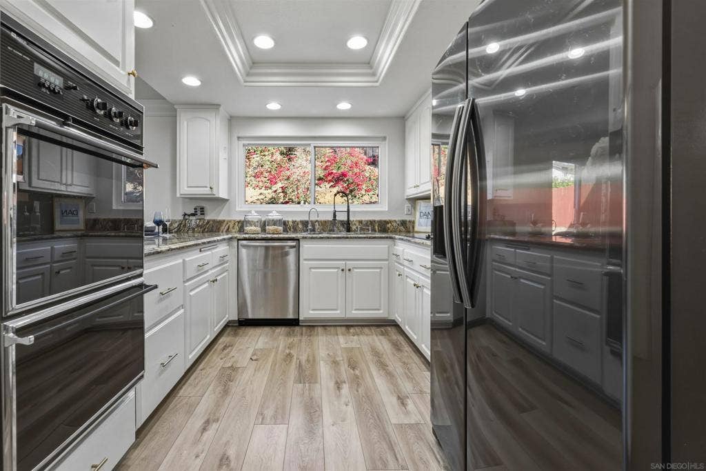 7906 Anders Cir, La Mesa, CA 91942 7906 Anders Cir, La Mesa, CA 91942