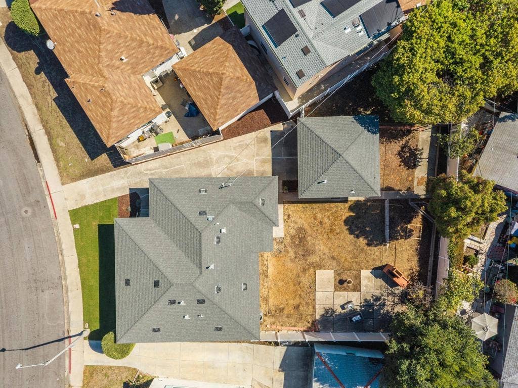 6223 Mesita Drive, San Diego, CA 92115 6223 Mesita Drive, San Diego, CA 92115