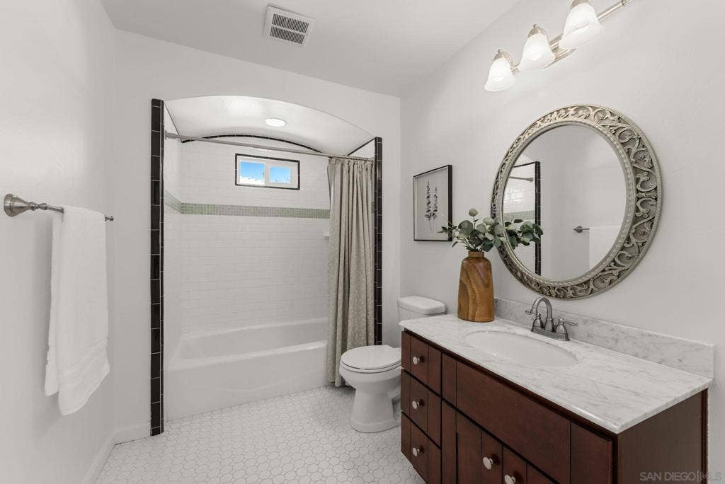 6223 Mesita Drive, San Diego, CA 92115 6223 Mesita Drive, San Diego, CA 92115