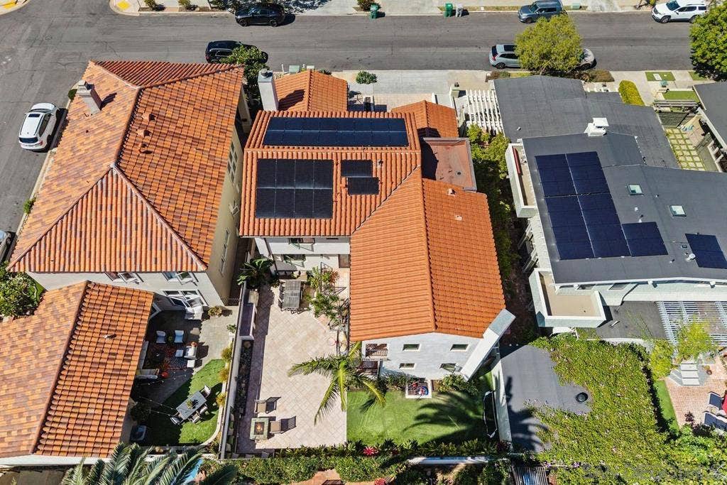 4261 Trias St, San Diego, CA 92103 4261 Trias St, San Diego, CA 92103