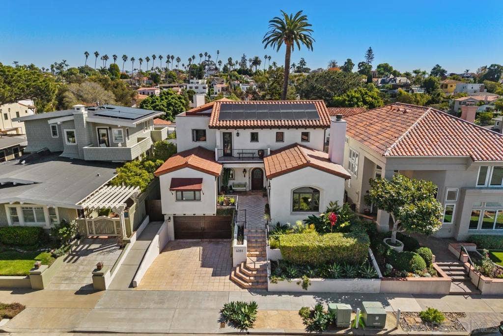 4261 Trias St, San Diego, CA 92103 4261 Trias St, San Diego, CA 92103