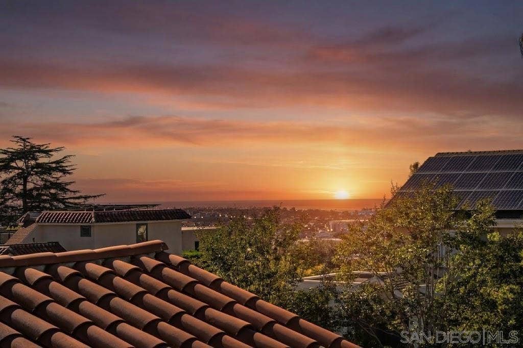 4261 Trias St, San Diego, CA 92103 4261 Trias St, San Diego, CA 92103