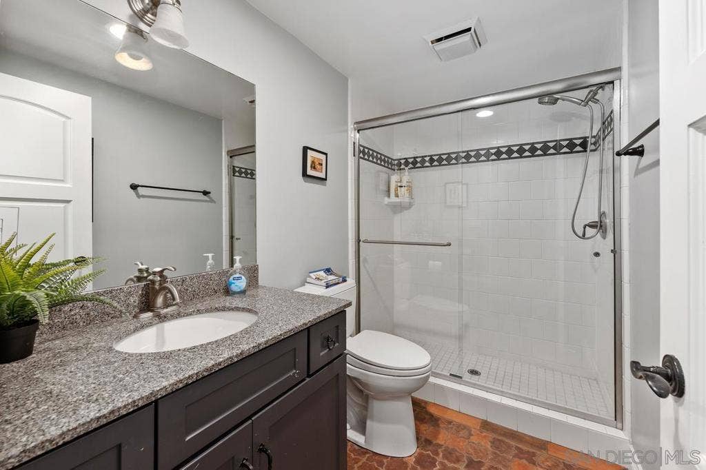 4261 Trias St, San Diego, CA 92103 4261 Trias St, San Diego, CA 92103