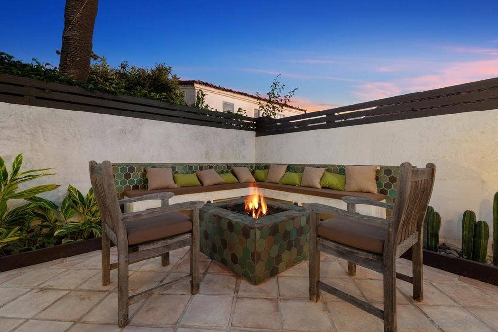 4261 Trias St, San Diego, CA 92103 4261 Trias St, San Diego, CA 92103