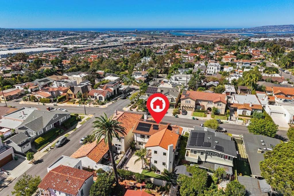 4261 Trias St, San Diego, CA 92103 4261 Trias St, San Diego, CA 92103
