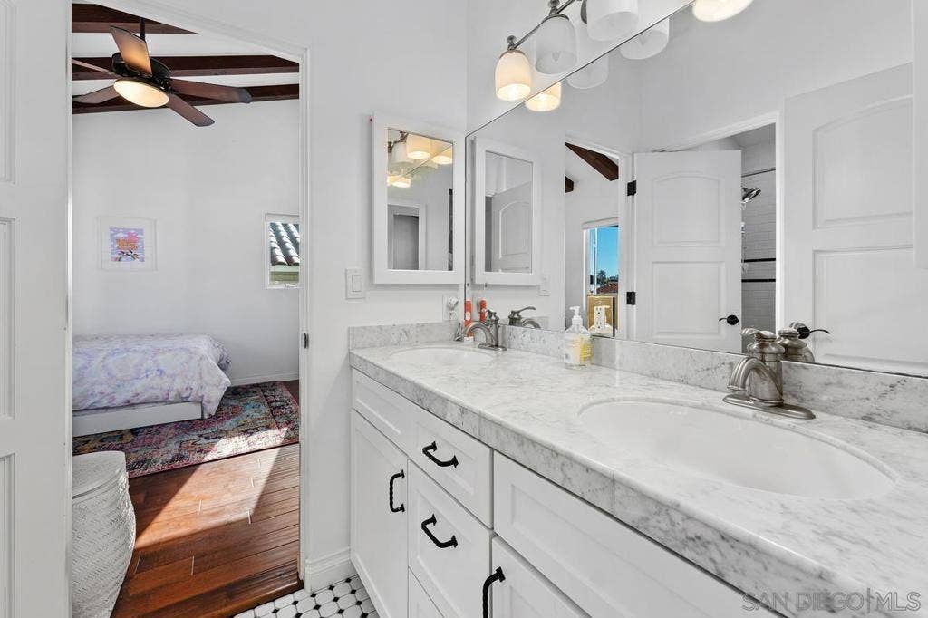 4261 Trias St, San Diego, CA 92103 4261 Trias St, San Diego, CA 92103