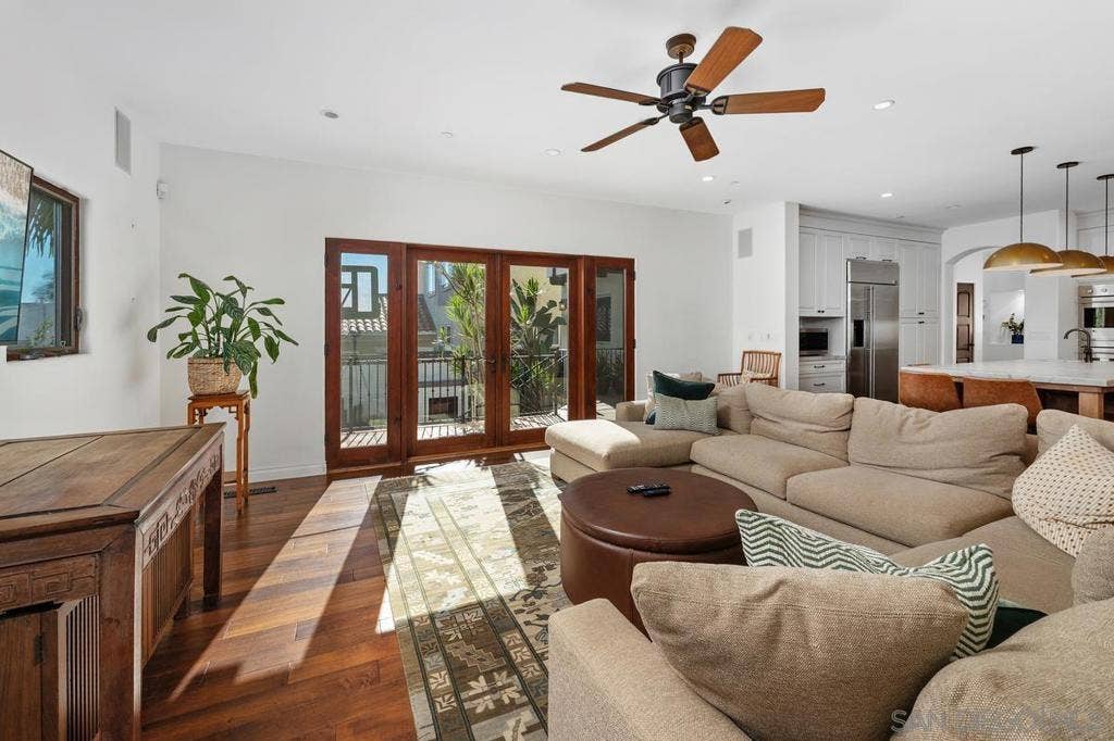 4261 Trias St, San Diego, CA 92103 4261 Trias St, San Diego, CA 92103