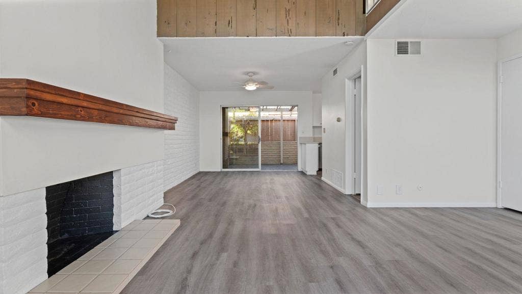 5750 Amaya Dr, #33, La Mesa, CA 91942 5750 Amaya Dr, #33, La Mesa, CA 91942
