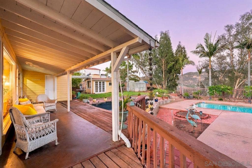 11473 Valle Vista Road, Lakeside, CA 92040 11473 Valle Vista Road, Lakeside, CA 92040
