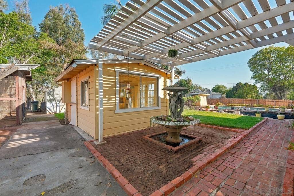 11473 Valle Vista Road, Lakeside, CA 92040 11473 Valle Vista Road, Lakeside, CA 92040