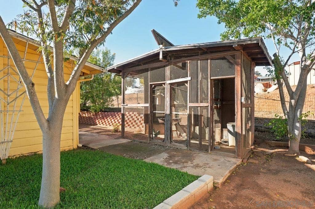 11473 Valle Vista Road, Lakeside, CA 92040 11473 Valle Vista Road, Lakeside, CA 92040