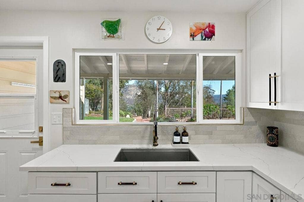 11473 Valle Vista Road, Lakeside, CA 92040 11473 Valle Vista Road, Lakeside, CA 92040