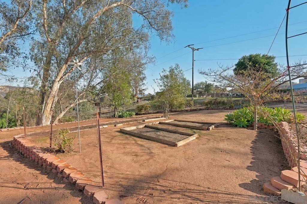 11473 Valle Vista Road, Lakeside, CA 92040 11473 Valle Vista Road, Lakeside, CA 92040