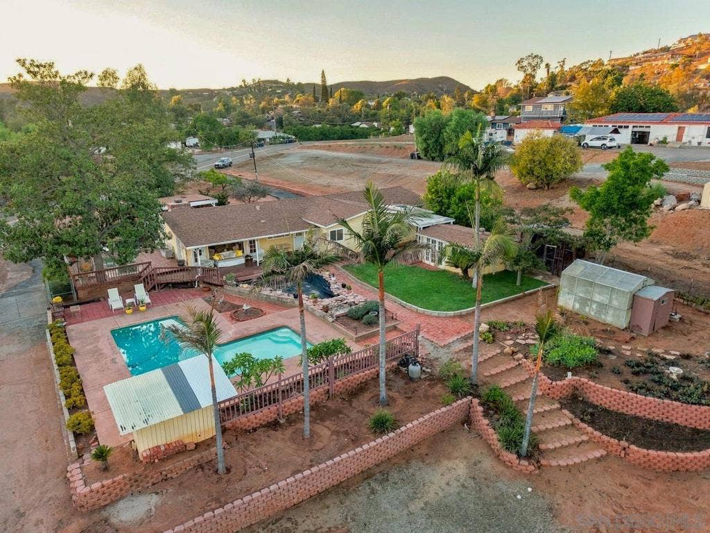 11473 Valle Vista Road, Lakeside, CA 92040 11473 Valle Vista Road, Lakeside, CA 92040