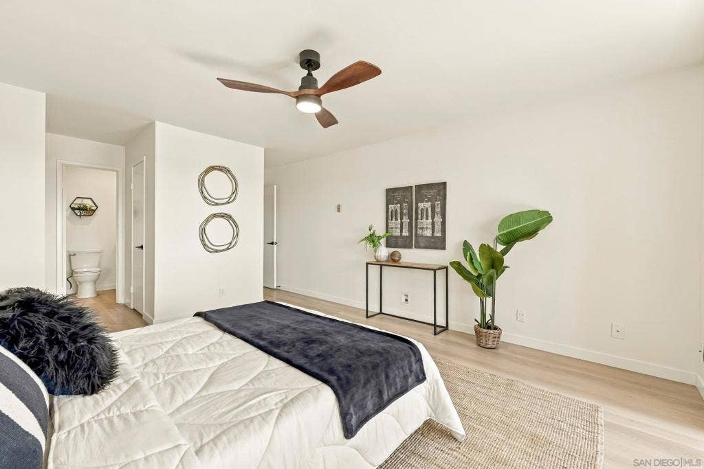 2540 Clairemont dr, #207, San Diego, CA 92117 2540 Clairemont dr, #207, San Diego, CA 92117