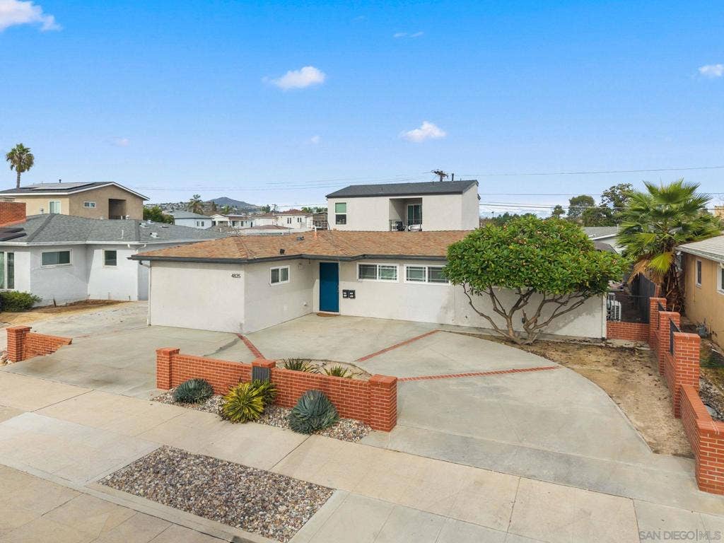 4835 63rd St, San Diego, CA 92115 4835 63rd St, San Diego, CA 92115