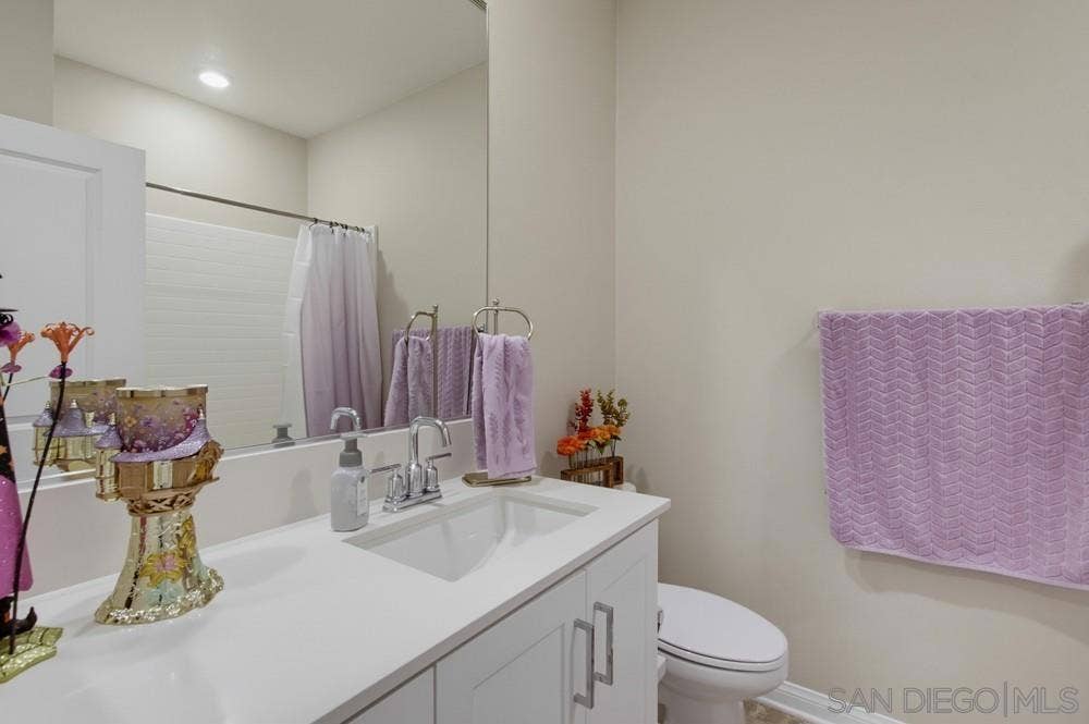 2062 Bluestone Cir, Chula Vista, CA 91913 2062 Bluestone Cir, Chula Vista, CA 91913