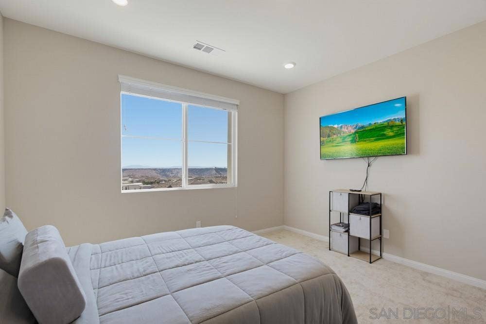 2062 Bluestone Cir, Chula Vista, CA 91913 2062 Bluestone Cir, Chula Vista, CA 91913