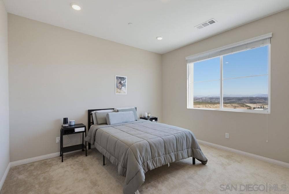 2062 Bluestone Cir, Chula Vista, CA 91913 2062 Bluestone Cir, Chula Vista, CA 91913