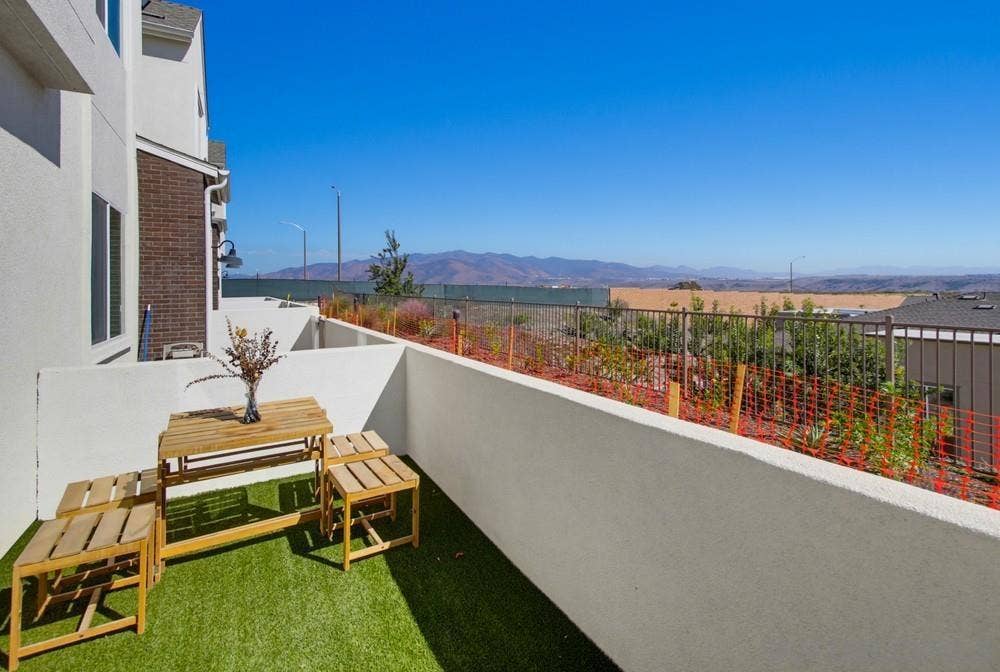 2062 Bluestone Cir, Chula Vista, CA 91913 2062 Bluestone Cir, Chula Vista, CA 91913