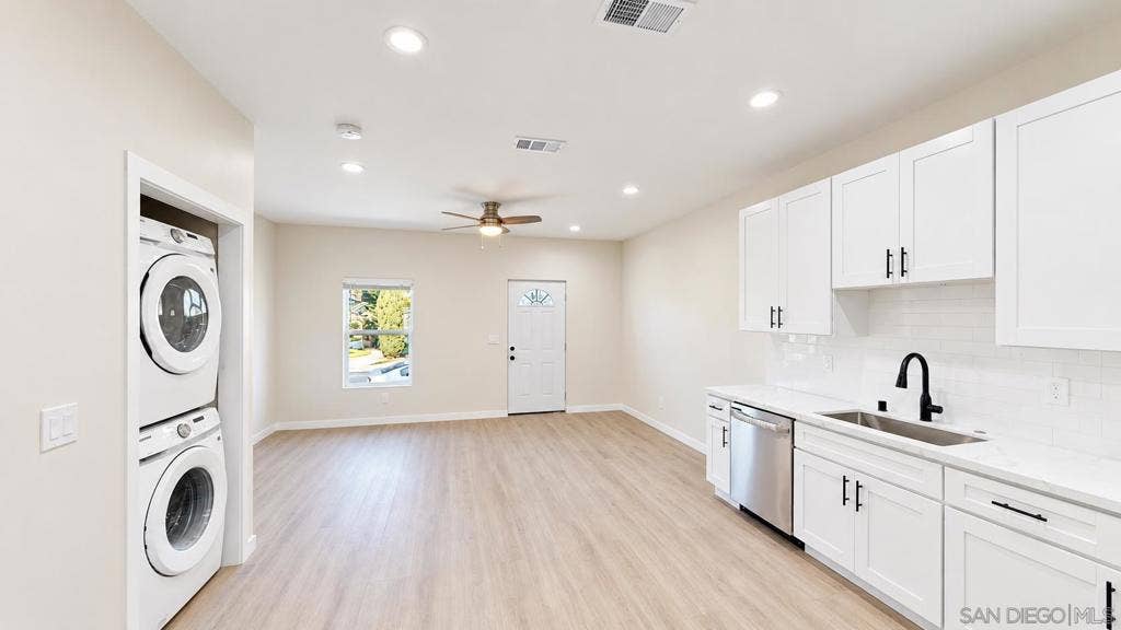 5103 Gary St, San Diego, CA 92115