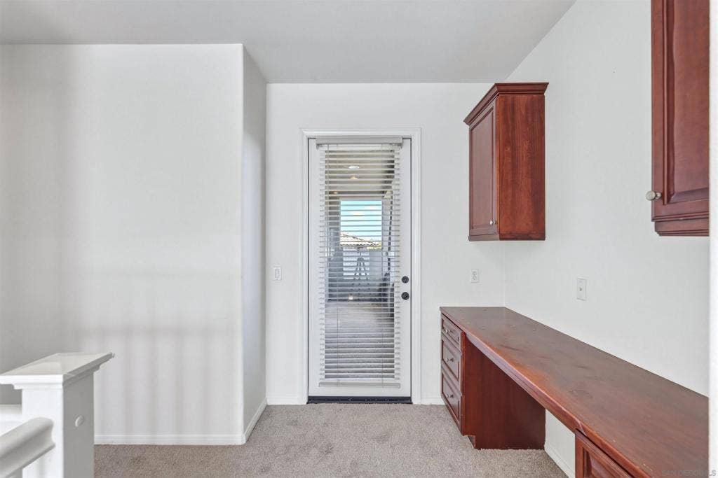 4674 Meadow Dr, Carlsbad, CA 92010