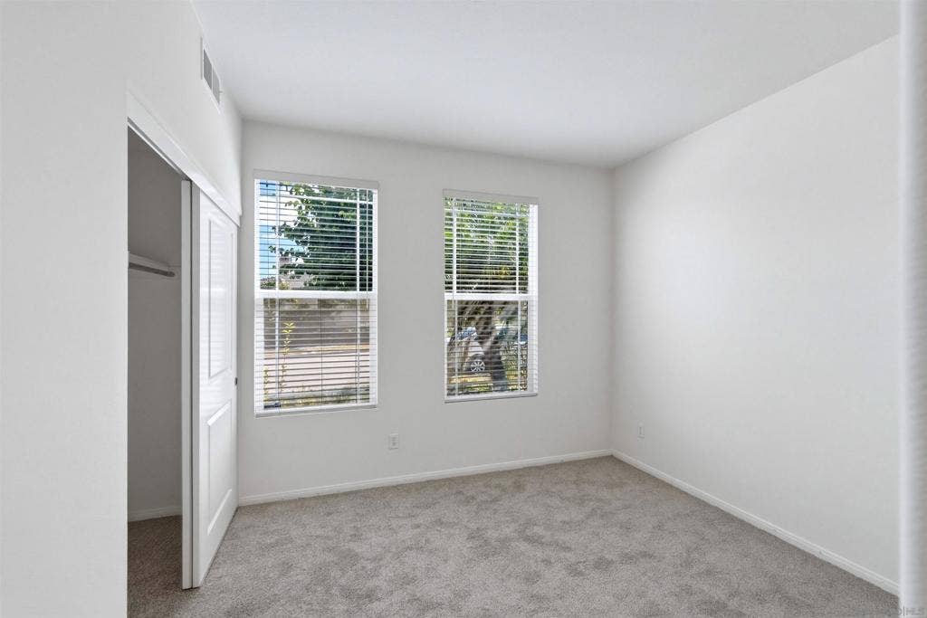 4674 Meadow Dr, Carlsbad, CA 92010