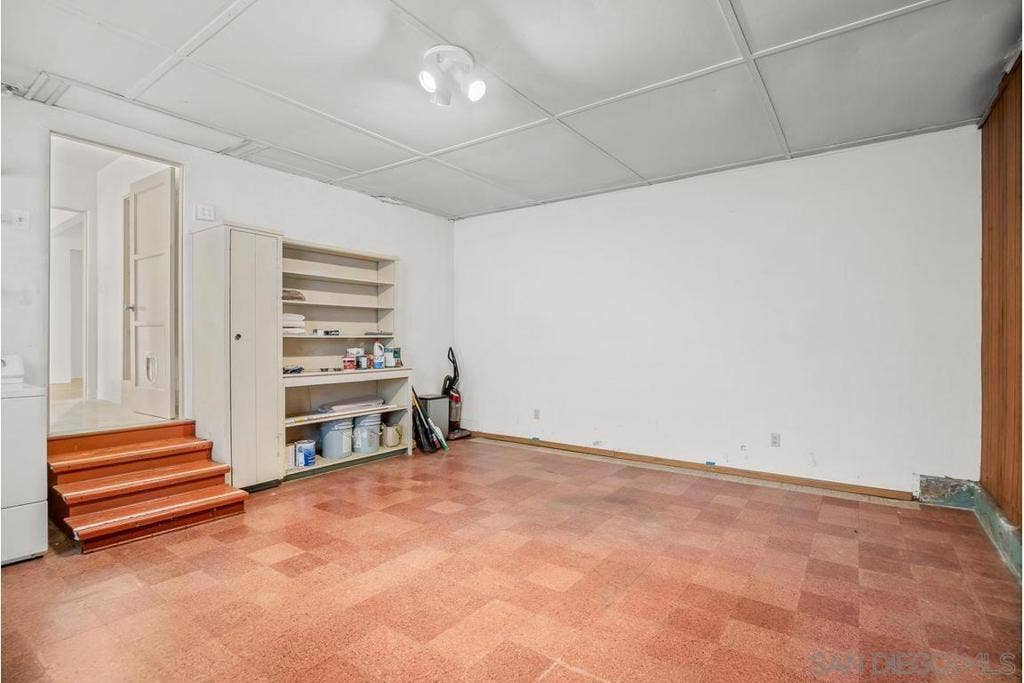 4669 Valencia Dr, San Diego, CA 92115 4669 Valencia Dr, San Diego, CA 92115