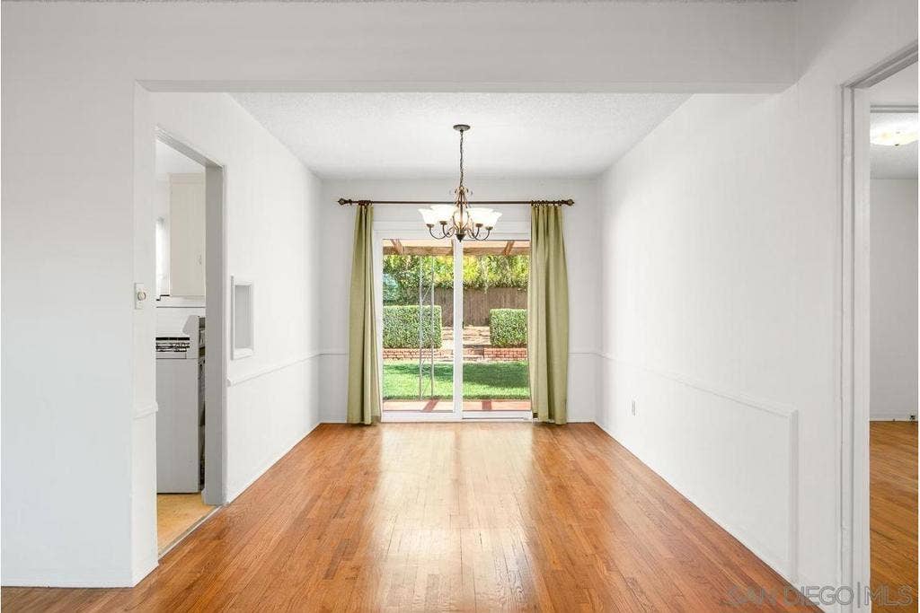 4669 Valencia Dr, San Diego, CA 92115 4669 Valencia Dr, San Diego, CA 92115