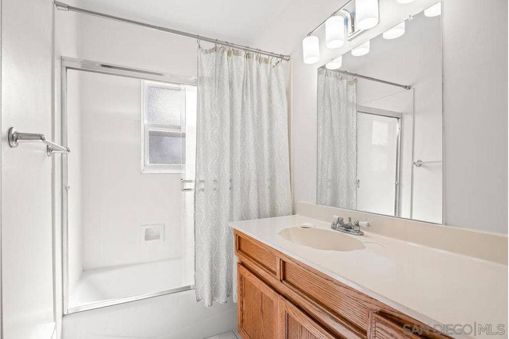 4669 Valencia Dr, San Diego, CA 92115 4669 Valencia Dr, San Diego, CA 92115