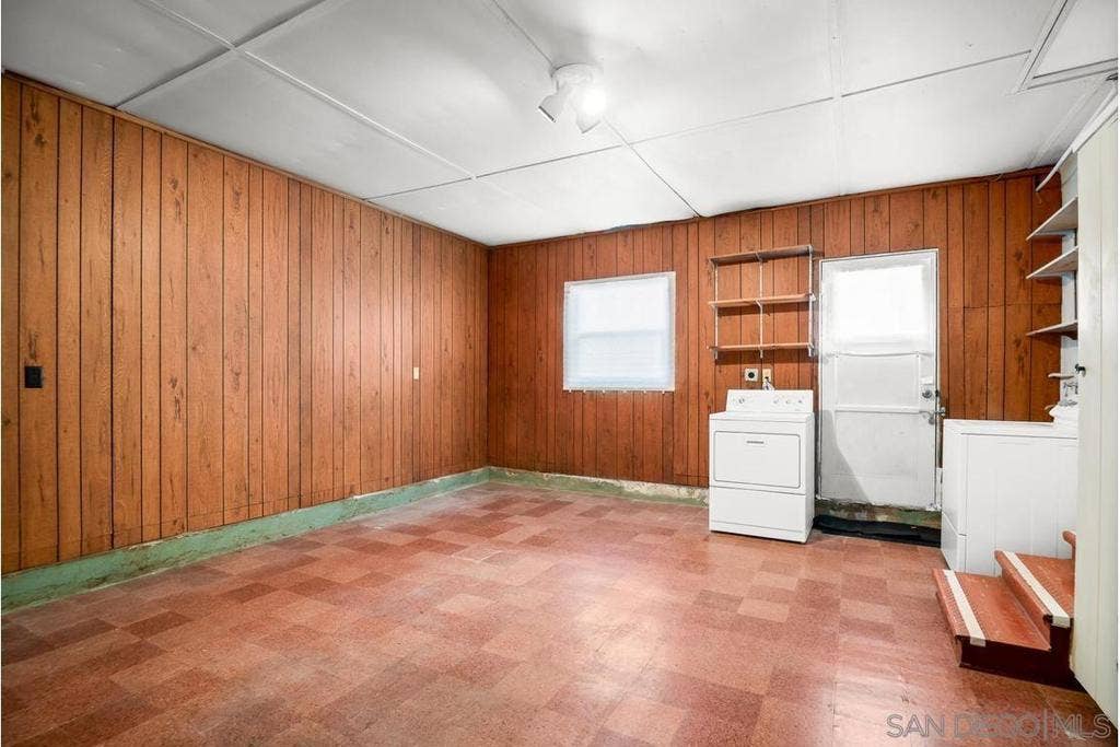 4669 Valencia Dr, San Diego, CA 92115 4669 Valencia Dr, San Diego, CA 92115