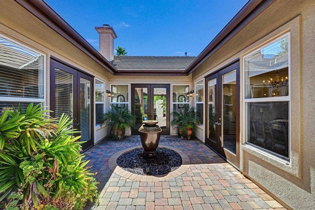 18343 Saint Etienne Lane, San Diego, CA 92128 18343 Saint Etienne Lane, San Diego, CA 92128