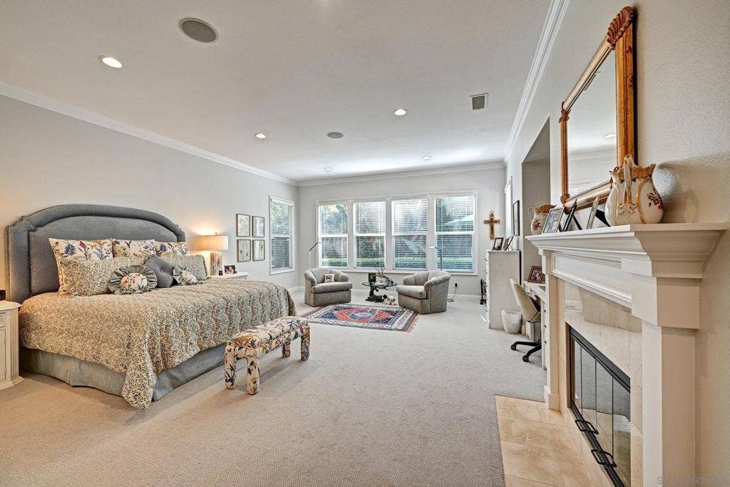 18343 Saint Etienne Lane, San Diego, CA 92128 18343 Saint Etienne Lane, San Diego, CA 92128