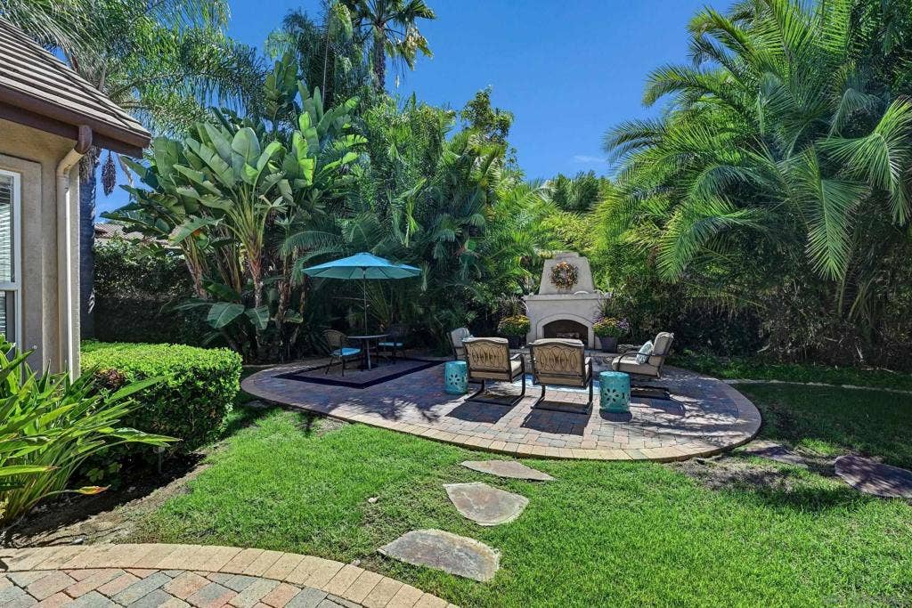 18343 Saint Etienne Lane, San Diego, CA 92128 18343 Saint Etienne Lane, San Diego, CA 92128