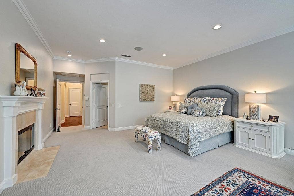 18343 Saint Etienne Lane, San Diego, CA 92128 18343 Saint Etienne Lane, San Diego, CA 92128