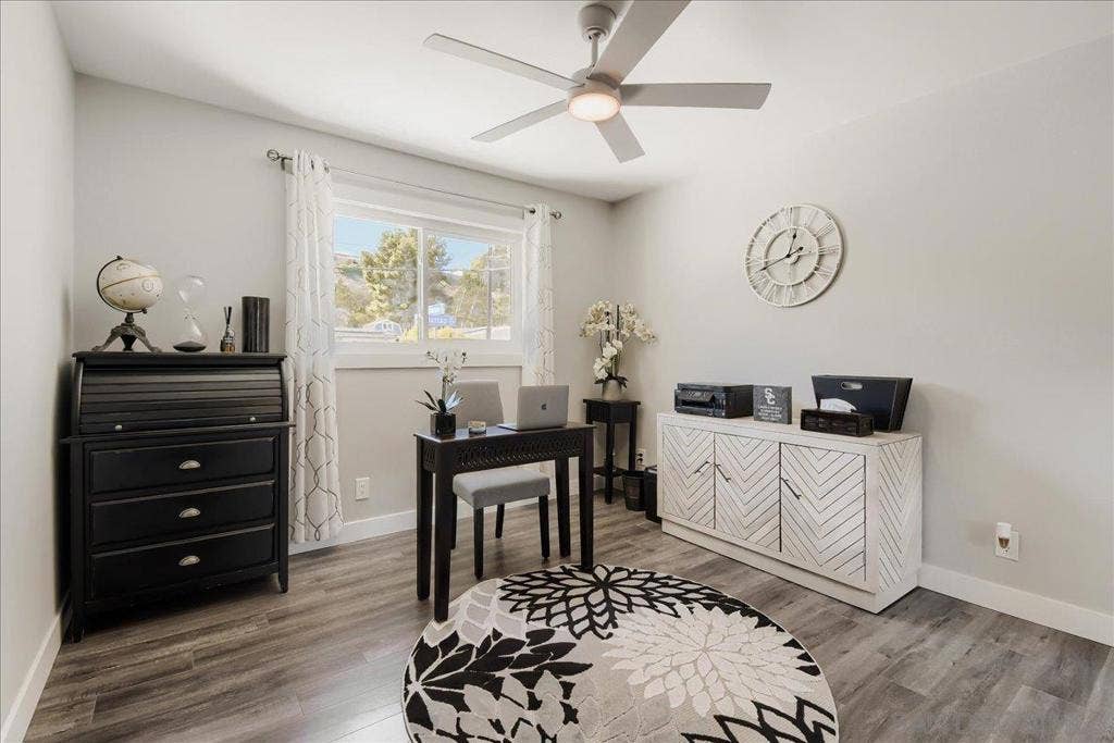 4902 Chateau Drive, San Diego, CA 92117 4902 Chateau Drive, San Diego, CA 92117