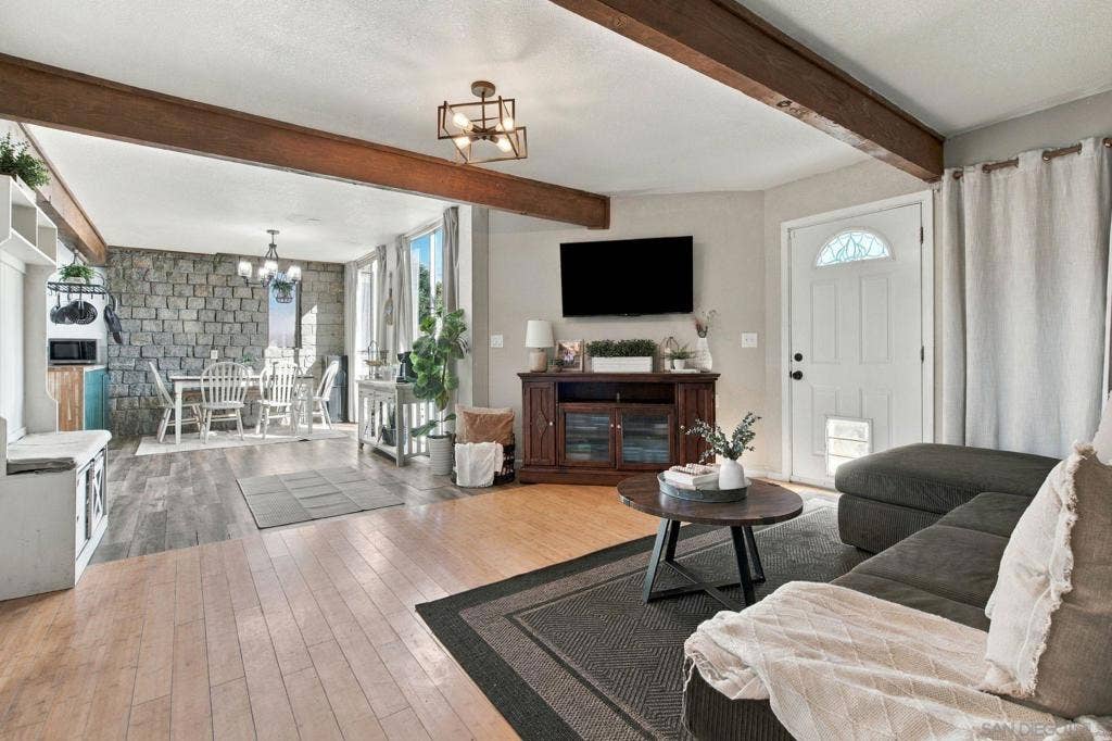 1492 Viejas Creek Trail, Alpine, CA 91901 1492 Viejas Creek Trail, Alpine, CA 91901