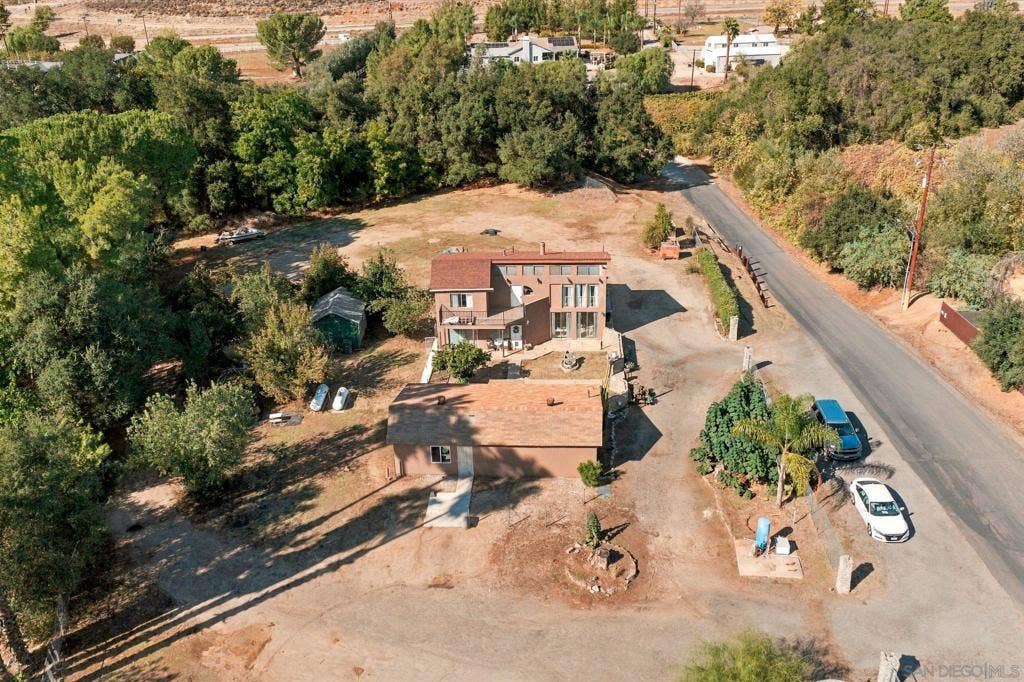 1492 Viejas Creek Trail, Alpine, CA 91901 1492 Viejas Creek Trail, Alpine, CA 91901