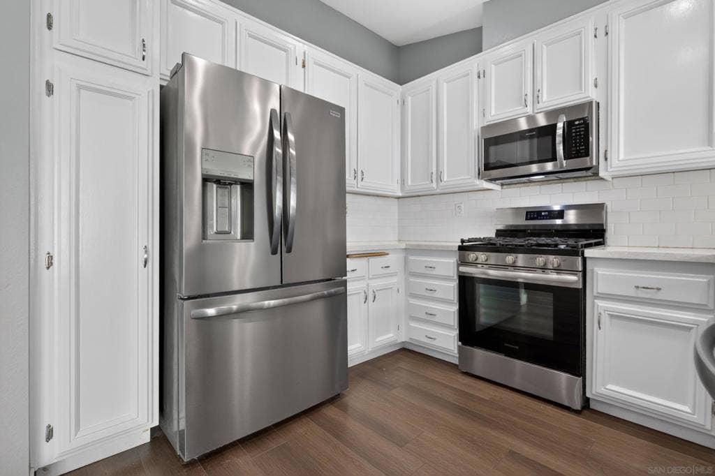 39715 Highbury Dr, Murrieta, CA 92563 39715 Highbury Dr, Murrieta, CA 92563