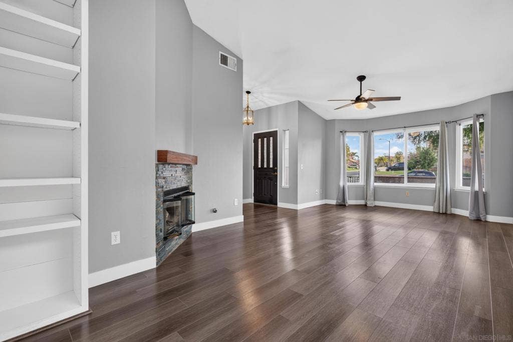 39715 Highbury Dr, Murrieta, CA 92563 39715 Highbury Dr, Murrieta, CA 92563