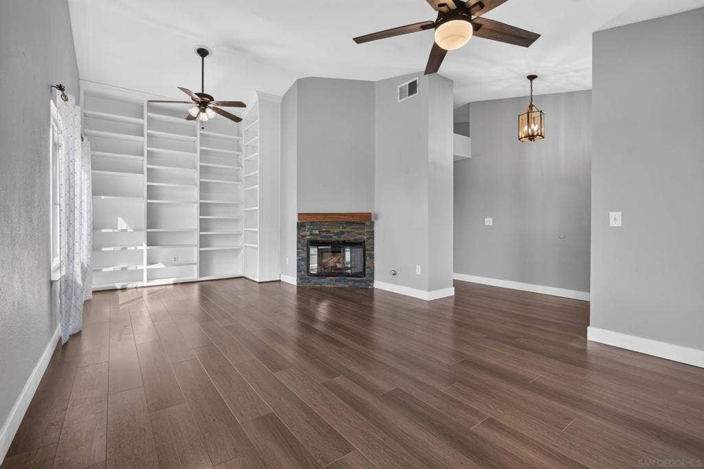 39715 Highbury Dr, Murrieta, CA 92563 39715 Highbury Dr, Murrieta, CA 92563